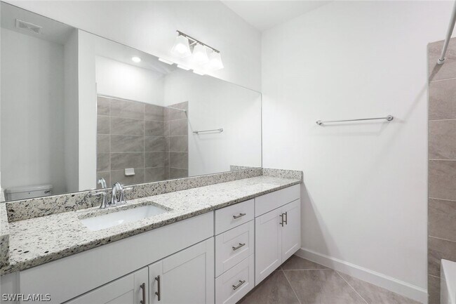 Foto del edificio - 14207 Pine Lodge Ln