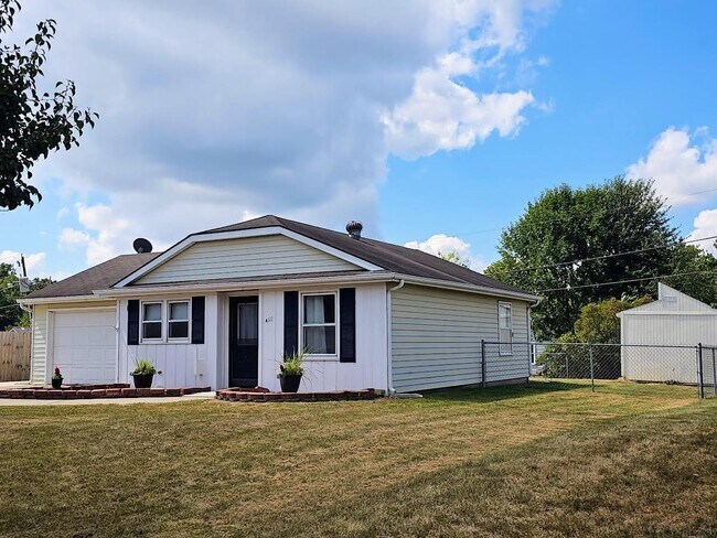 Building Photo - 4111 Vail Ct