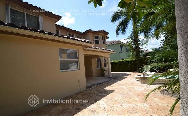 Foto del edificio - 6664 SW 163rd Pl