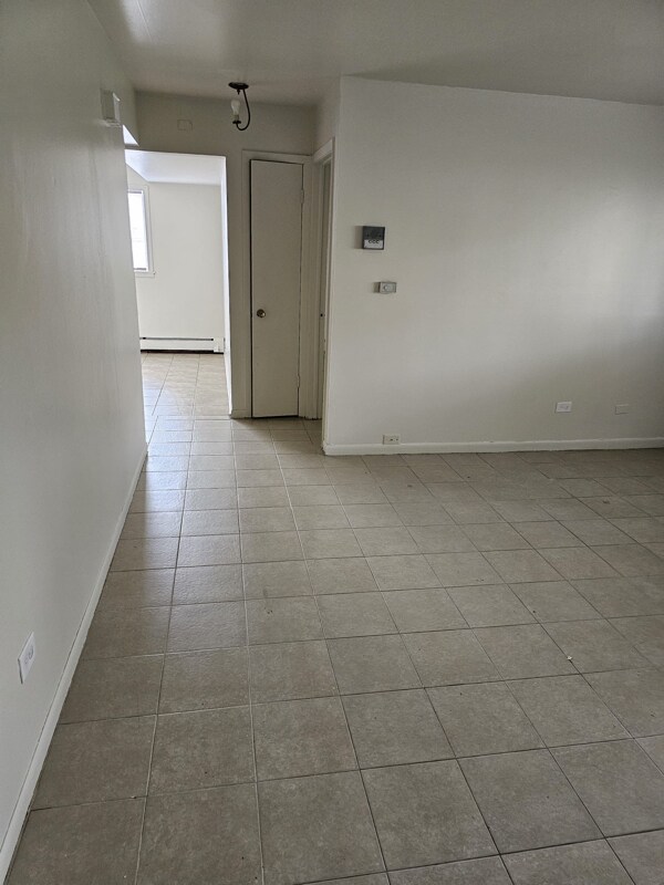 Foto del edificio - 320 W Dale Dr