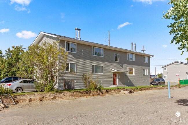 Foto del edificio - 1009 E 9th Ave