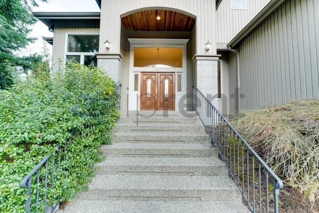 Building Photo - 16461 SE 56th Pl