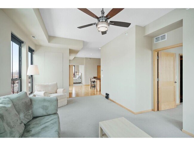 Building Photo - 4525 Park Commons Dr