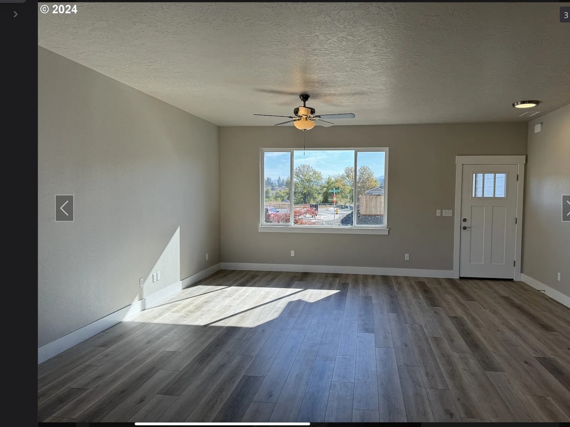 Primary Photo - Gorgeous New Home