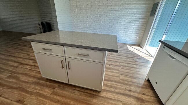 Foto del edificio - 2808 S Mill Ave