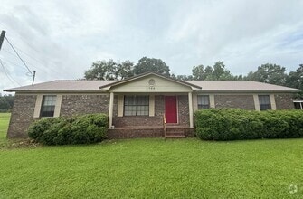 Building Photo - 733 Neal Rd