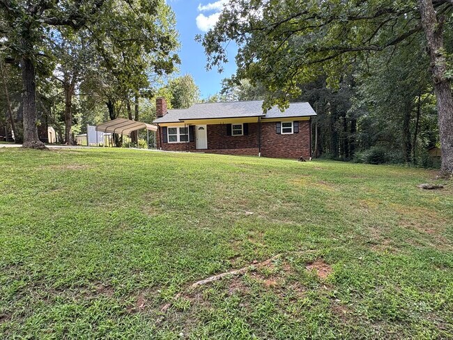 Foto del edificio - 1360 Springdale Park Rd
