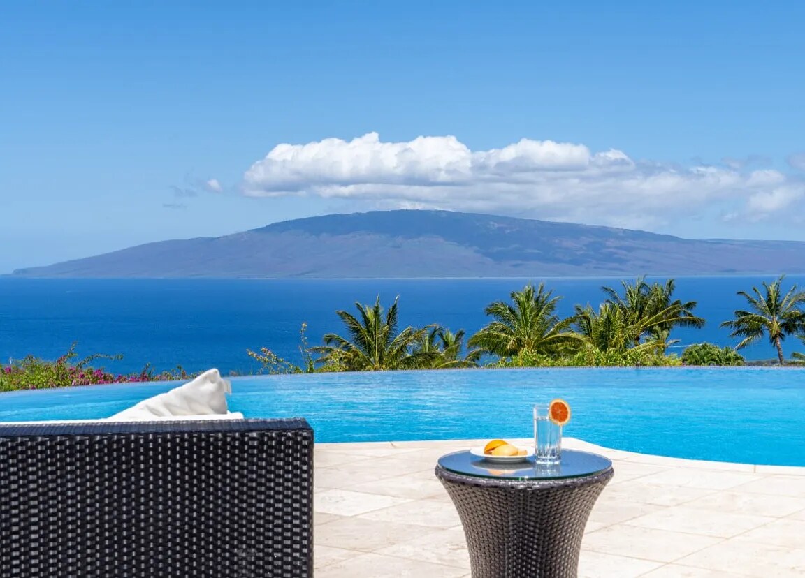 Primary Photo - 837 Kai Hele Ku St