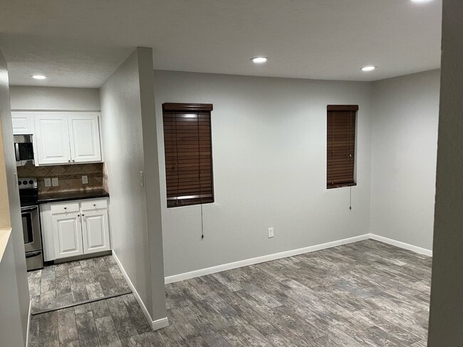 Dining Area - 1503 Wimbledon Dr