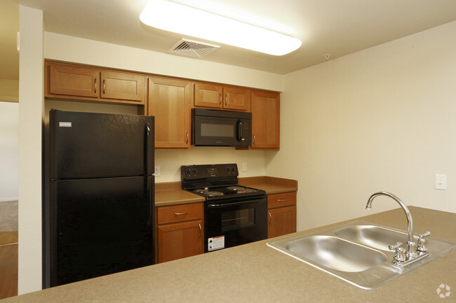 2BR, 2BA - Willow - Copper Peak Apartments