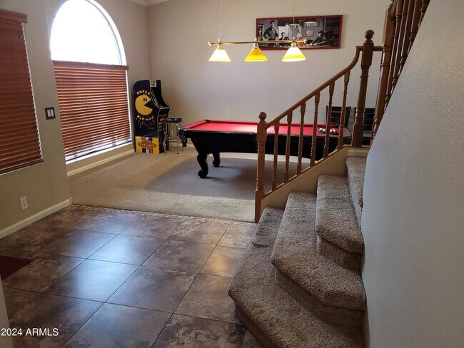 Foto del edificio - 8729 W Columbine Dr