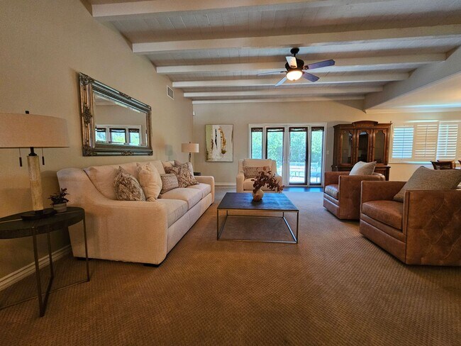 Building Photo - Exceptional Single-Story Home in Prime Upl...