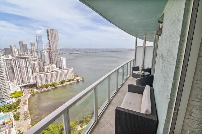 Foto del edificio - 1900 N Bayshore Dr