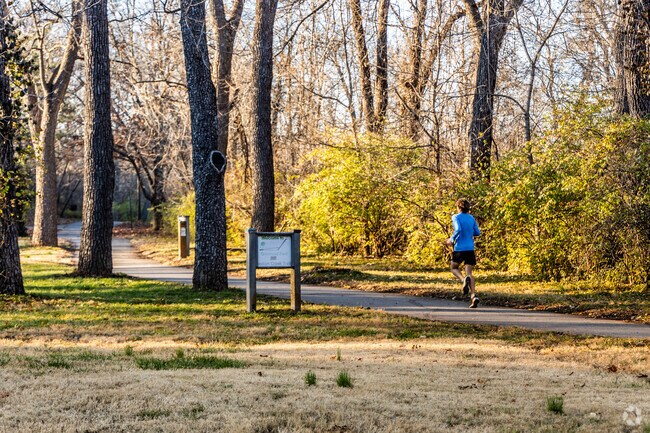 Enjoy a long run though the tree shaded path at Foxhill South Park.