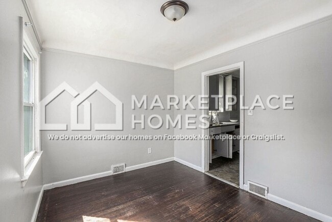 Foto del edificio - 10327 McKinney St