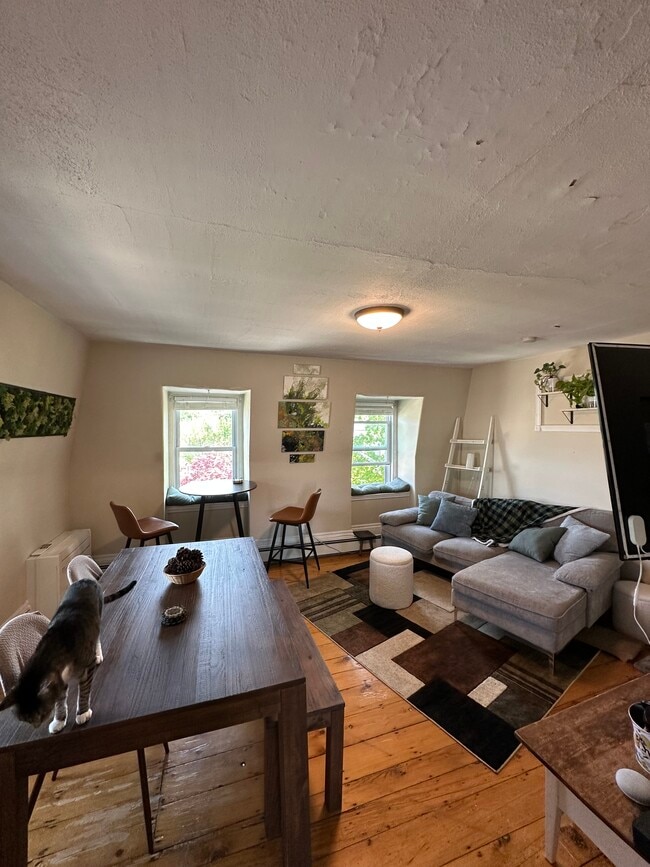 Foto del edificio - 282 Summer St