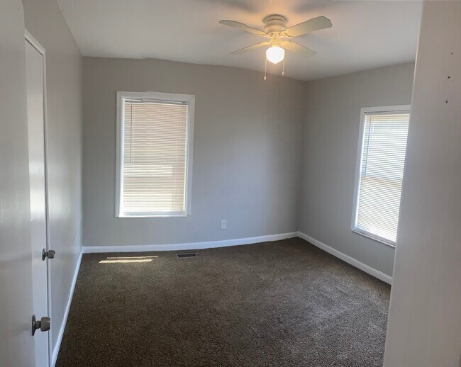 Building Photo - 6474 St Marys St