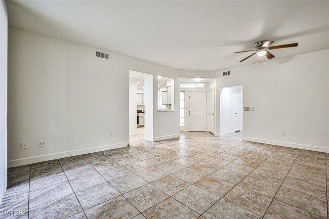 Foto del edificio - 5155 W Tropicana Ave