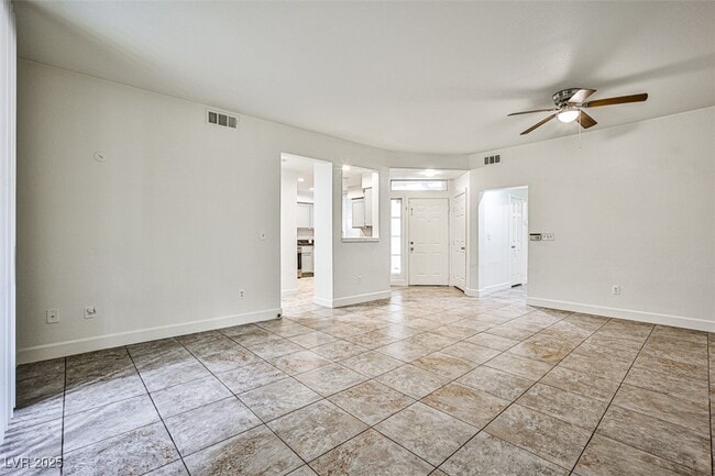 Building Photo - 5155 W Tropicana Ave