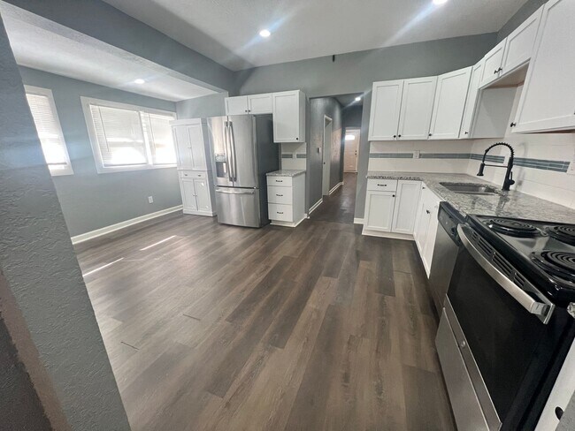 Foto del edificio - 4119 Oak St