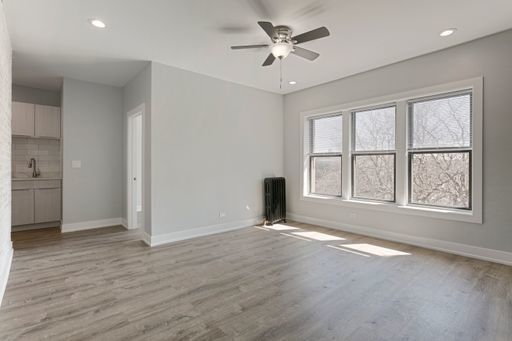 Foto del edificio - 1700 W Juneway Terrace