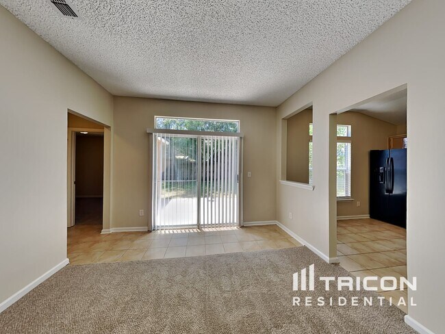 Foto del edificio - 920 Majestic Cypress Dr N