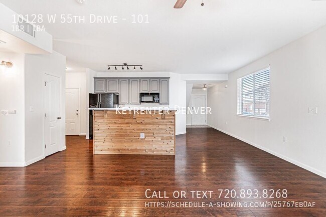 Foto del edificio - Sunlit Elegance 1 Bed 1 Bath Condo Near Ol...