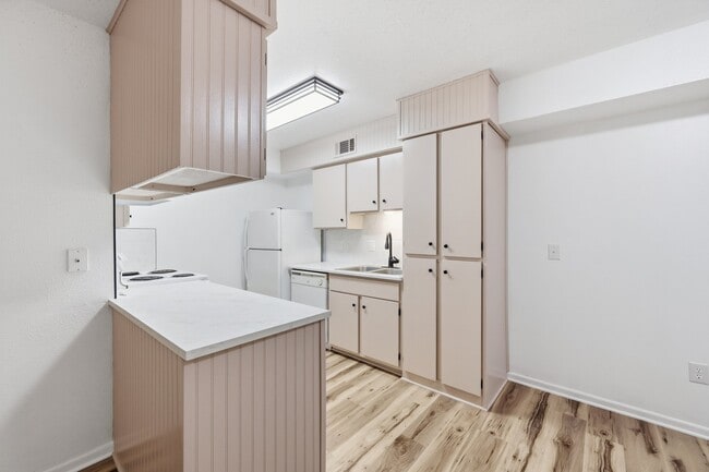 Foto del edificio - 801 W Gibson St