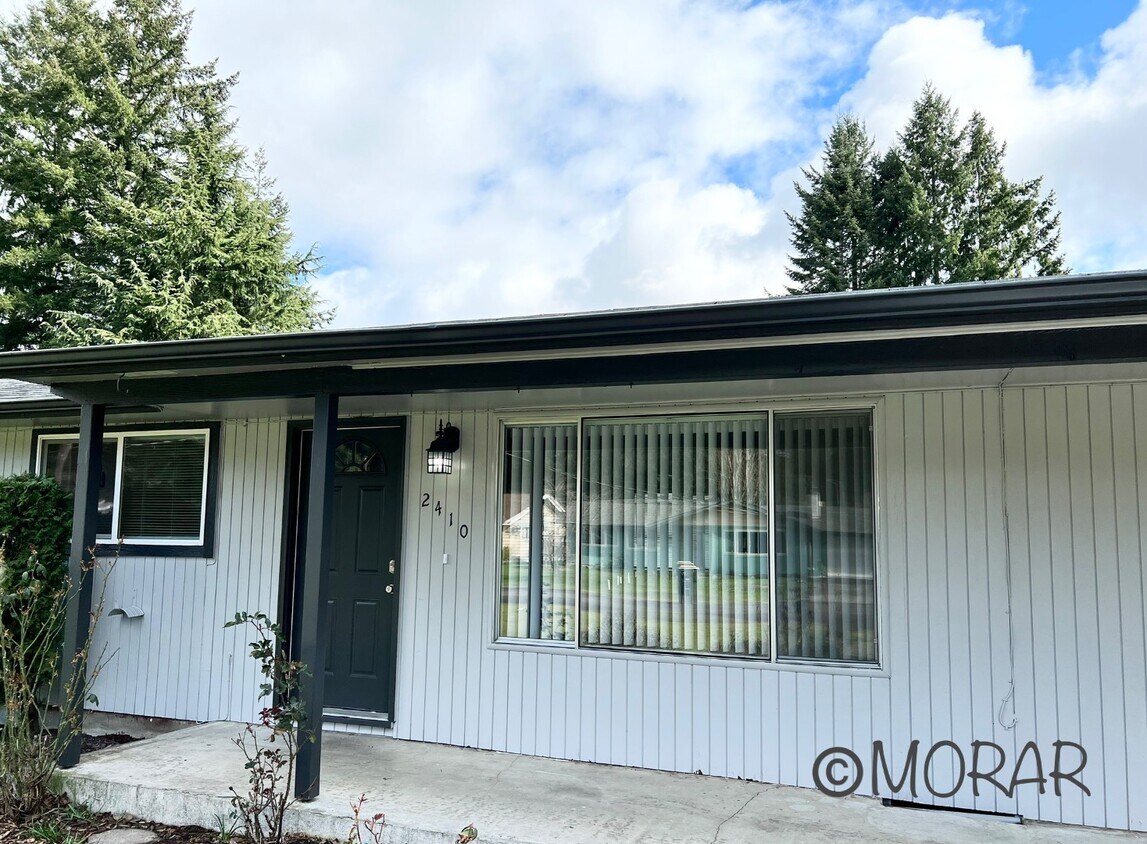 Foto principal - 2410 Sycamore St SE
