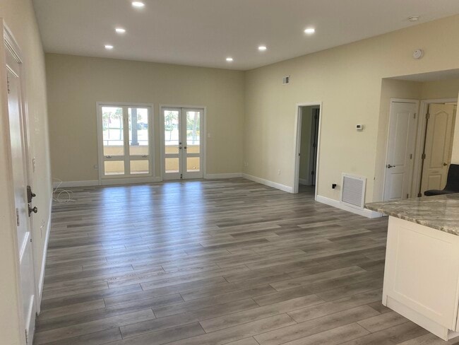 Building Photo - 5035 Harmony Cir