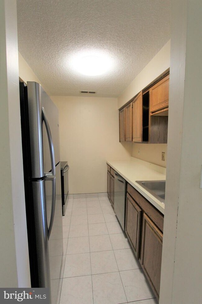 Foto del edificio - 4812 Ravens Crest Dr