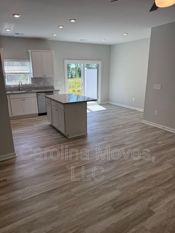 Foto del edificio - 166 Randwick Ln
