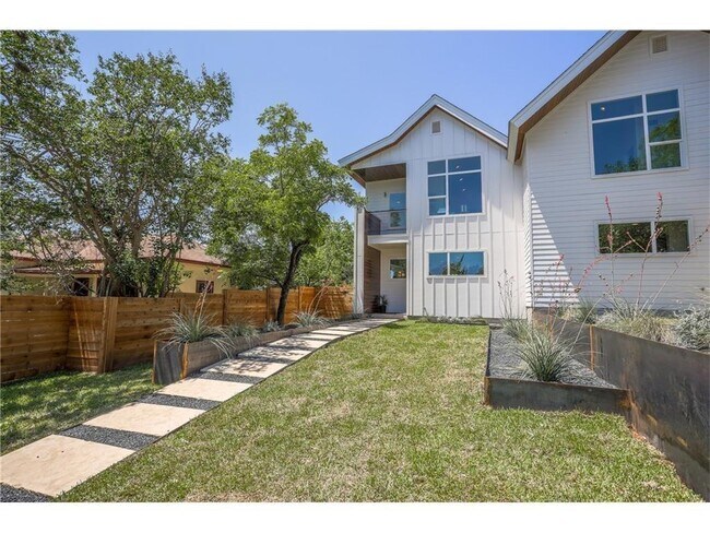 Foto del edificio - 1902 New York Ave