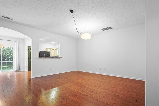 Building Photo - 1034 Ashmore Dr, Nashville, TN 37211