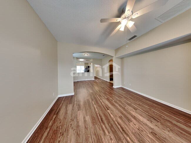 Building Photo - 2996 Centerwood Drive