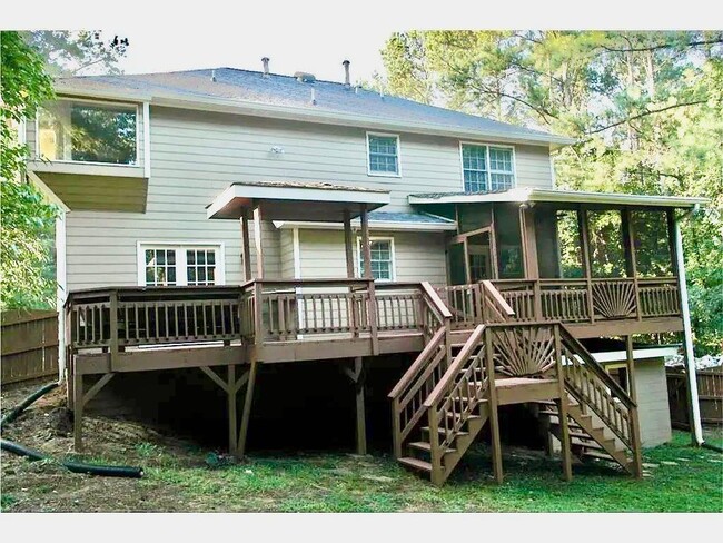 Foto del edificio - 4636 Breakwater Way NE
