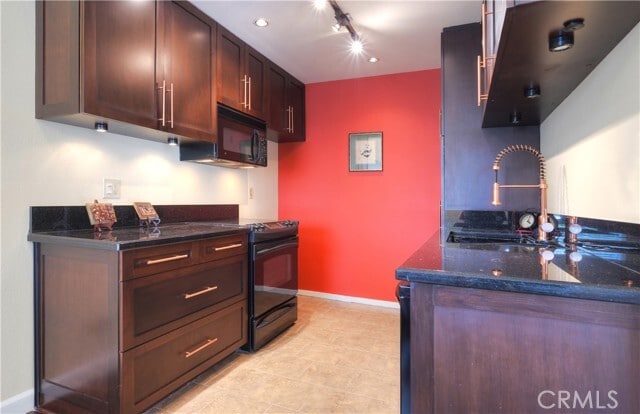 Building Photo - 344 Miraleste Dr