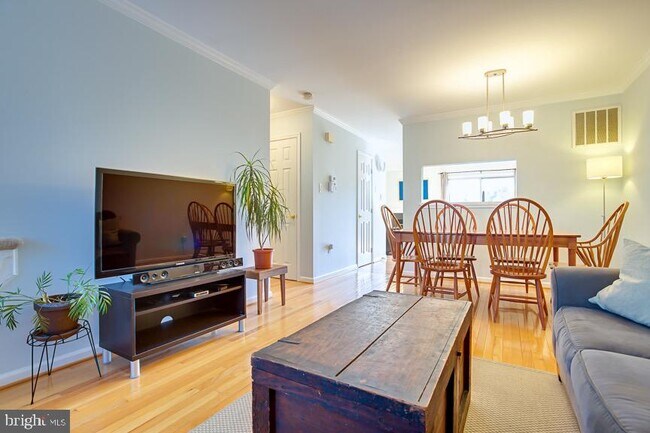Building Photo - 12867 Mill House Ct