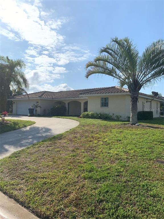 Building Photo - 423 Picasso Dr