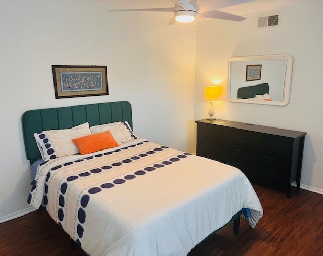 Foto del edificio - 3121 Park Ln