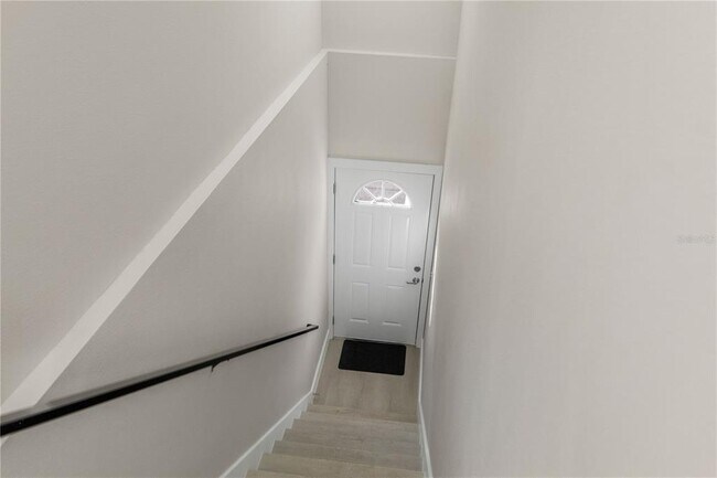 Building Photo - 6976 BELLTREE Ct