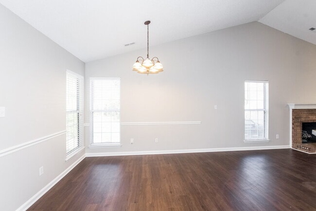 Foto del edificio - 10734 Spruce Mountain Rd