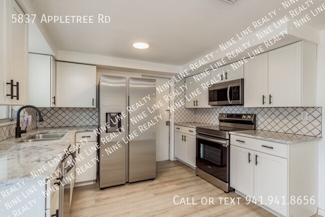 Building Photo - 5837 Appletree Rd