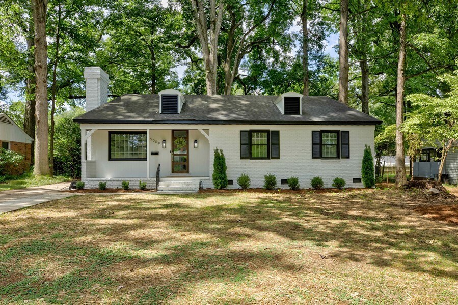 Foto principal - Completely Remodeled & Updated Madison Par...