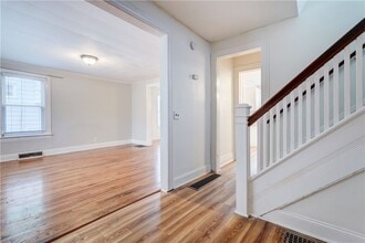 Building Photo - 151 Hampden Rd