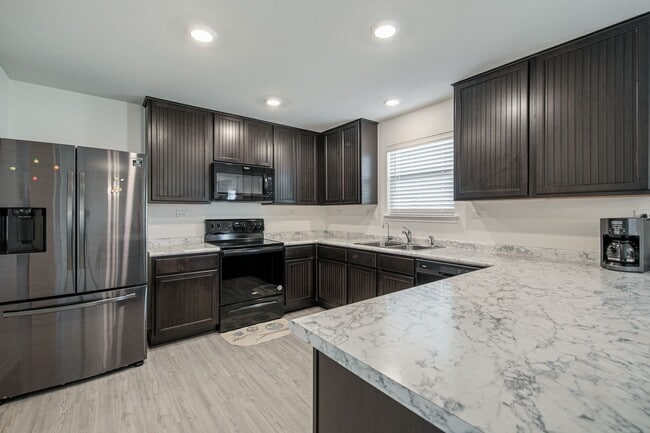 Building Photo - Rental property in Converse available for ...