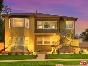 Building Photo - 6311 S La Tijera Blvd