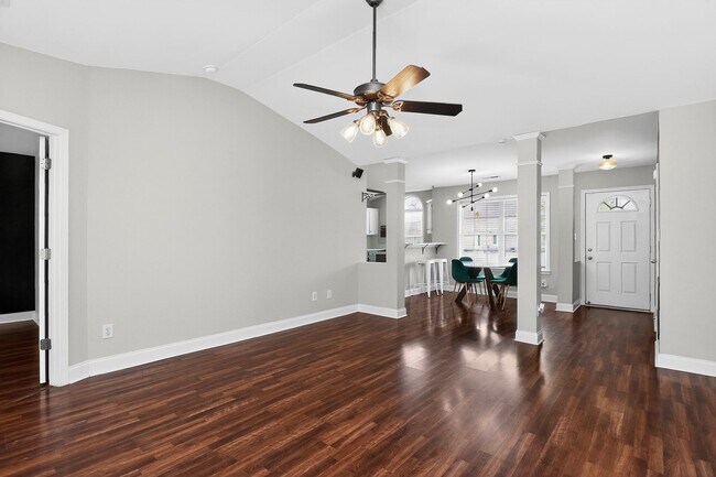 Foto del edificio - Beautiful ranch-style home near Wesley Chapel