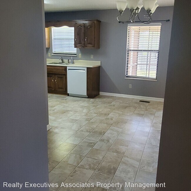 Building Photo - 4 br, 2 bath House - 1317 Bexley Drive