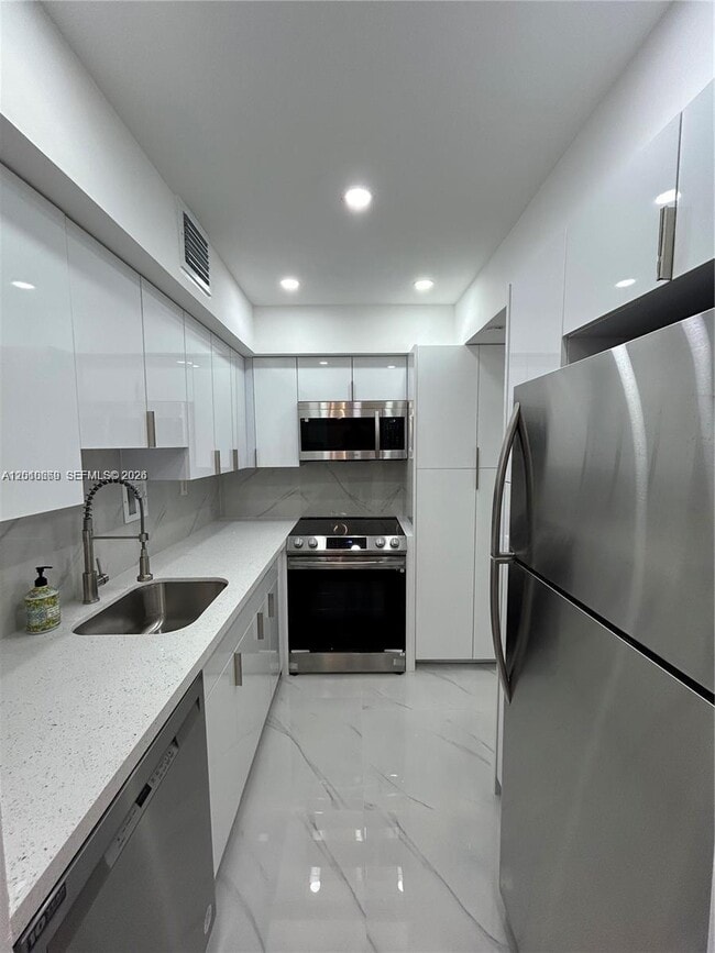 Foto del edificio - 1200 West Ave